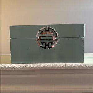 Source Unknown Powder Blue Jewelry Box with Silver Medallion